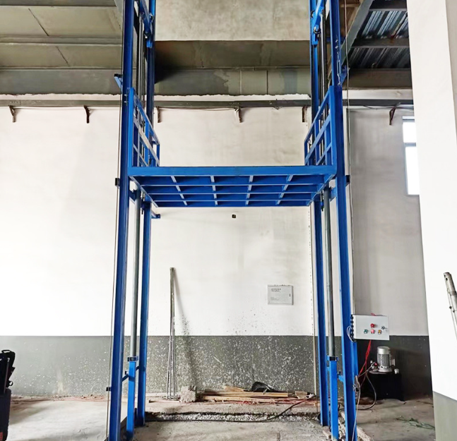 红毛镇升降平台安装常见问题及防控措施